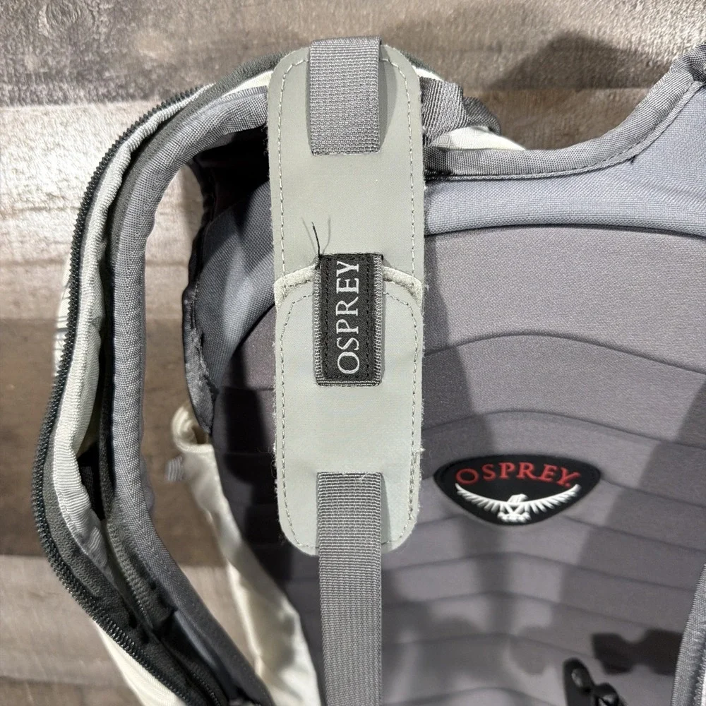Osprey Karve 6 Backpack H2O Gray & White Sports Hiking